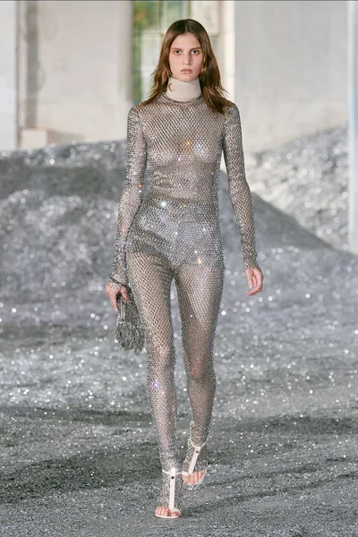 Look 34